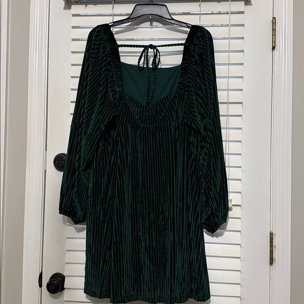 Green Velvet  Babydoll Dress - Picture 3 of 4